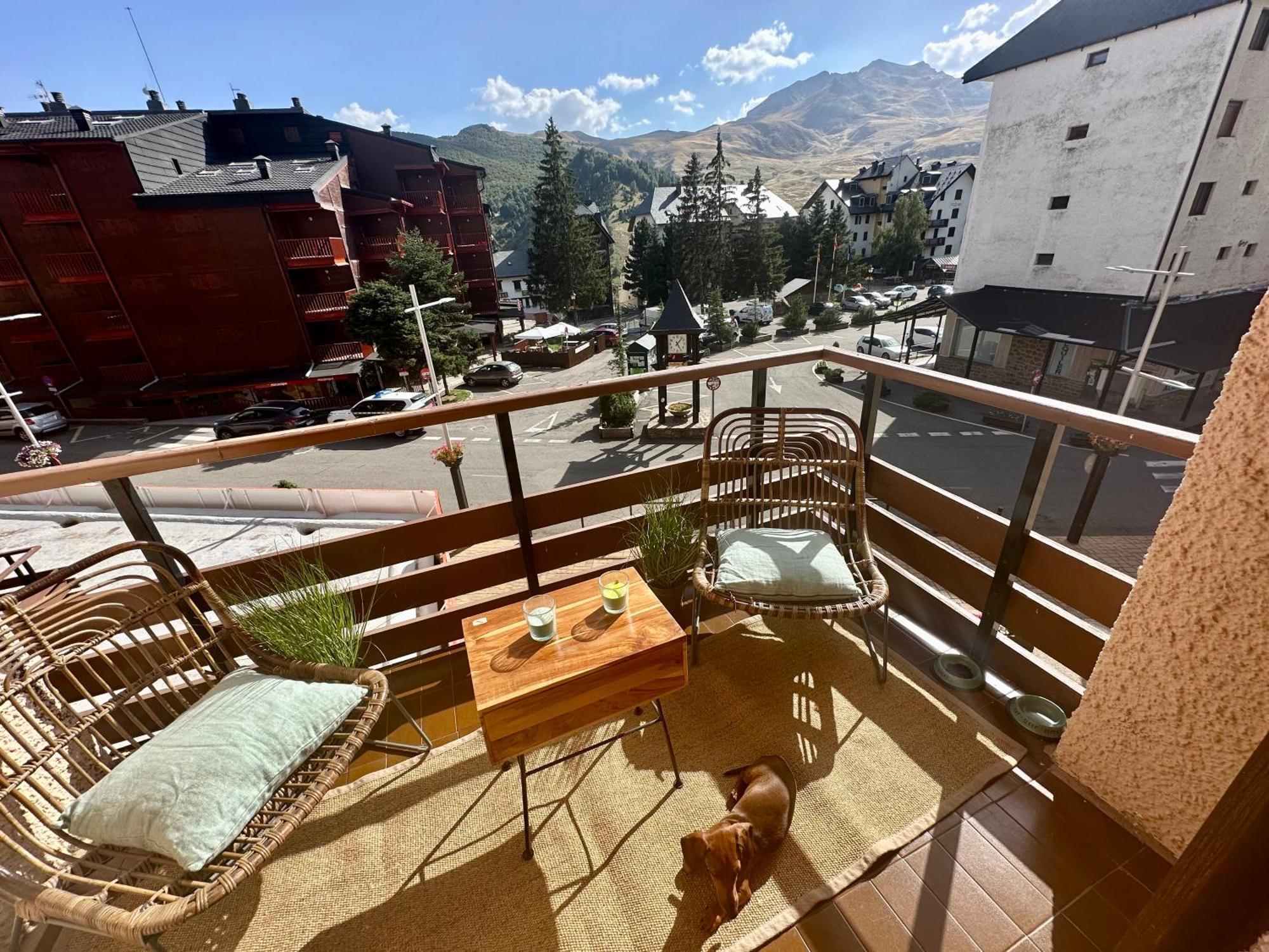 Apartment Socotor, Centrico, Vistas , Garaje Y Wifi *